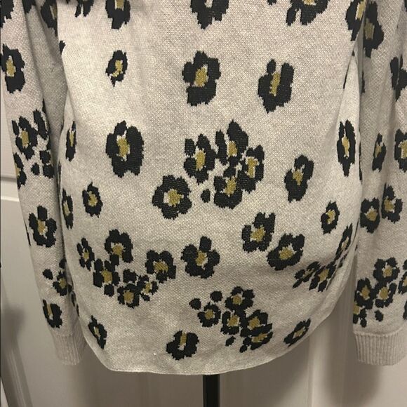 CAbi Cream Floral Cardigan Sweater style 5277   B - Picture 7 of 9